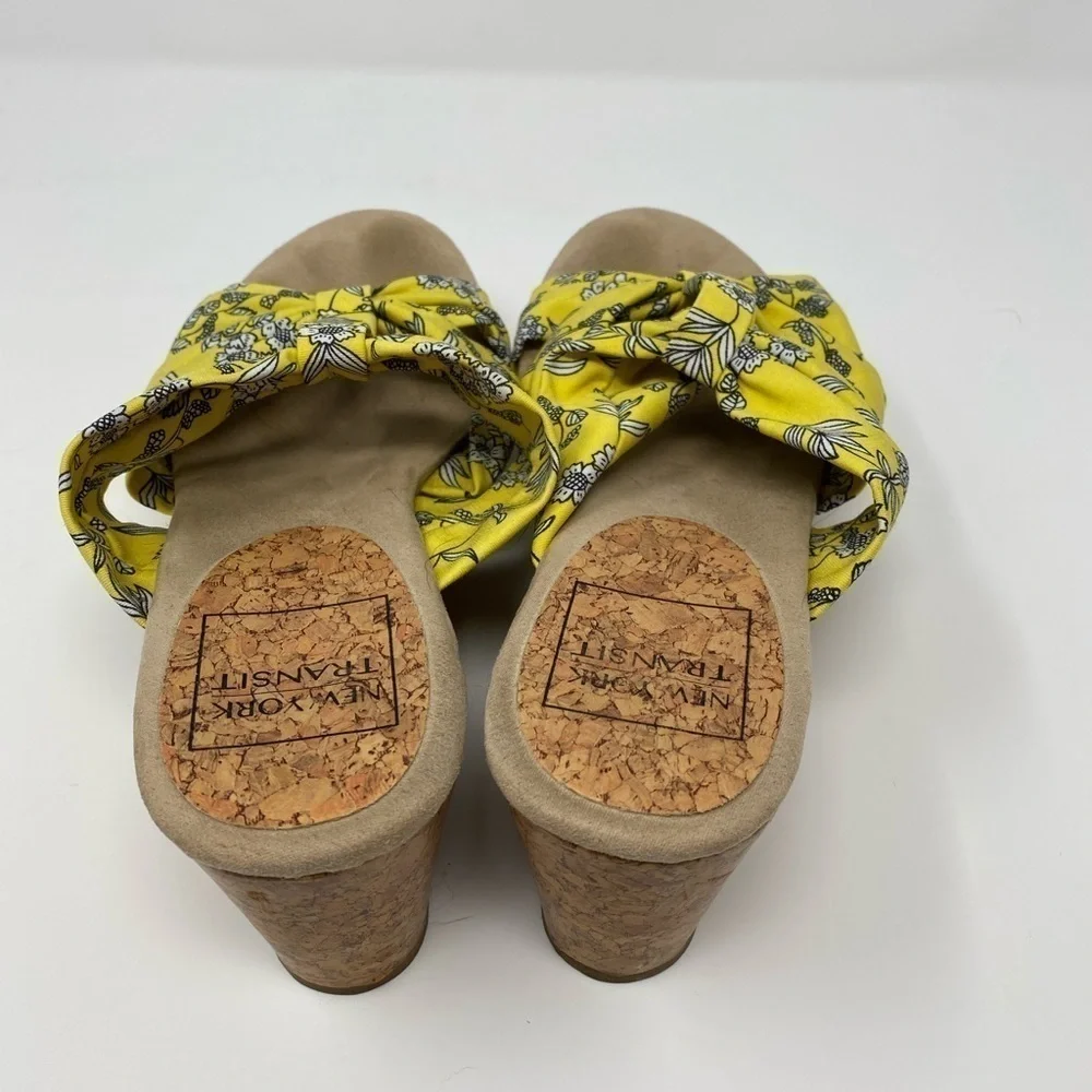 Women’s Wedge Sandals with floral detail size 8